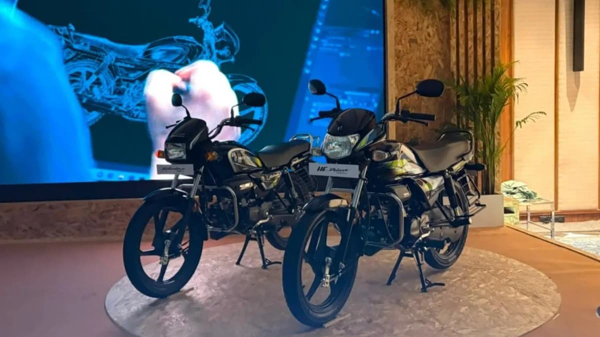 Splendor's Unstoppable Reign: H1 FY27 Motorcycle Sales Shockers Revealed