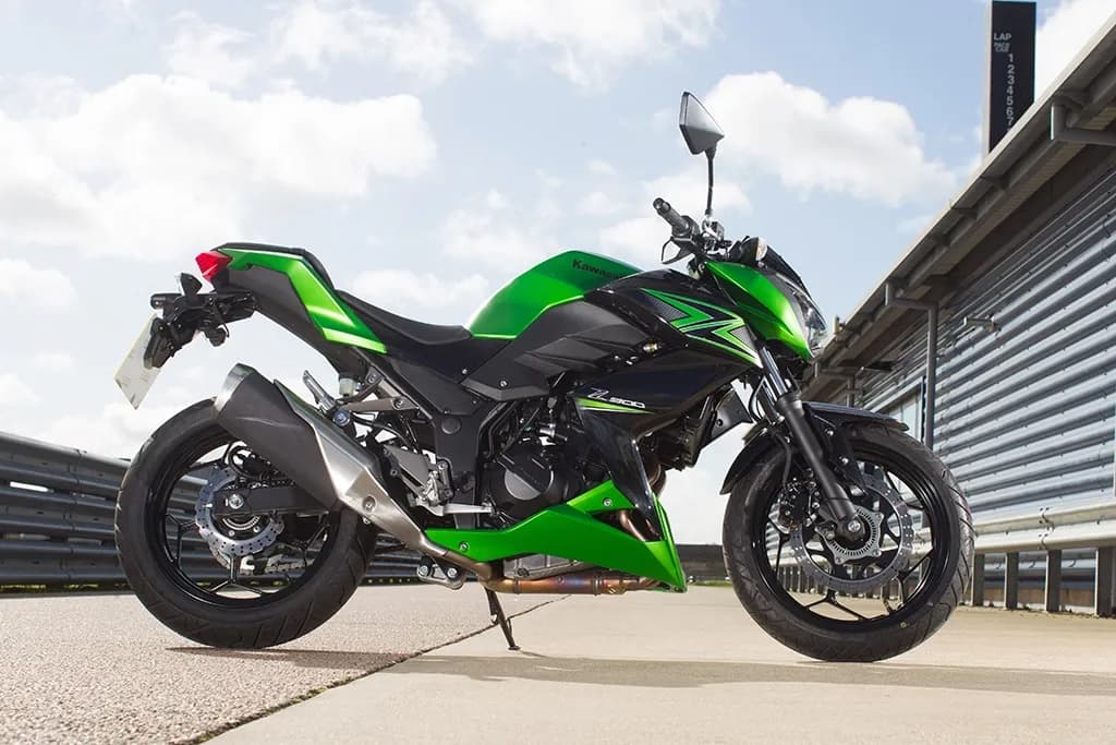 Kawasaki Z1100 Lands in India: Is This the New Naked King?