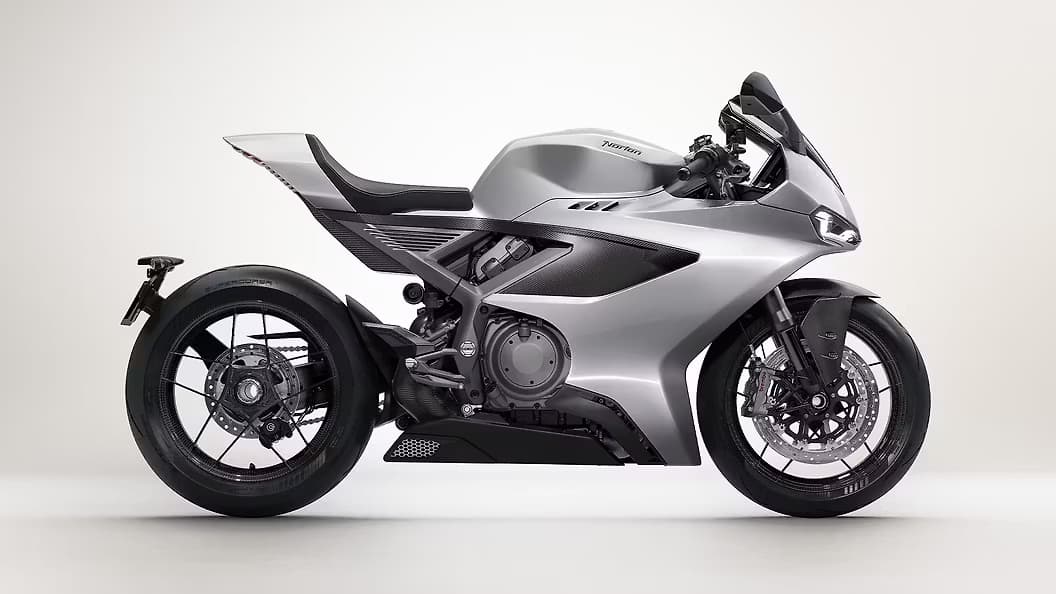 Norton Manx [P]R Revealed: British Art Meets Superbike