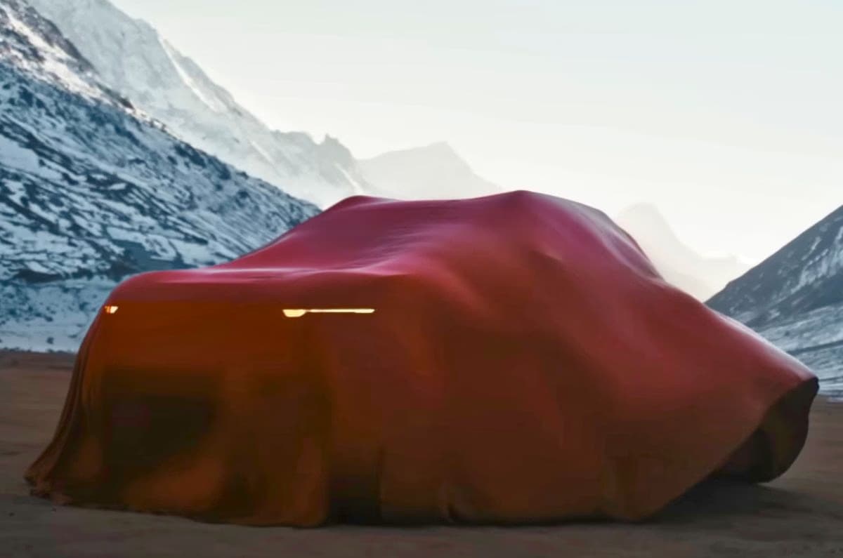 India-spec Renault Duster Teased Ahead of 26 January Debut