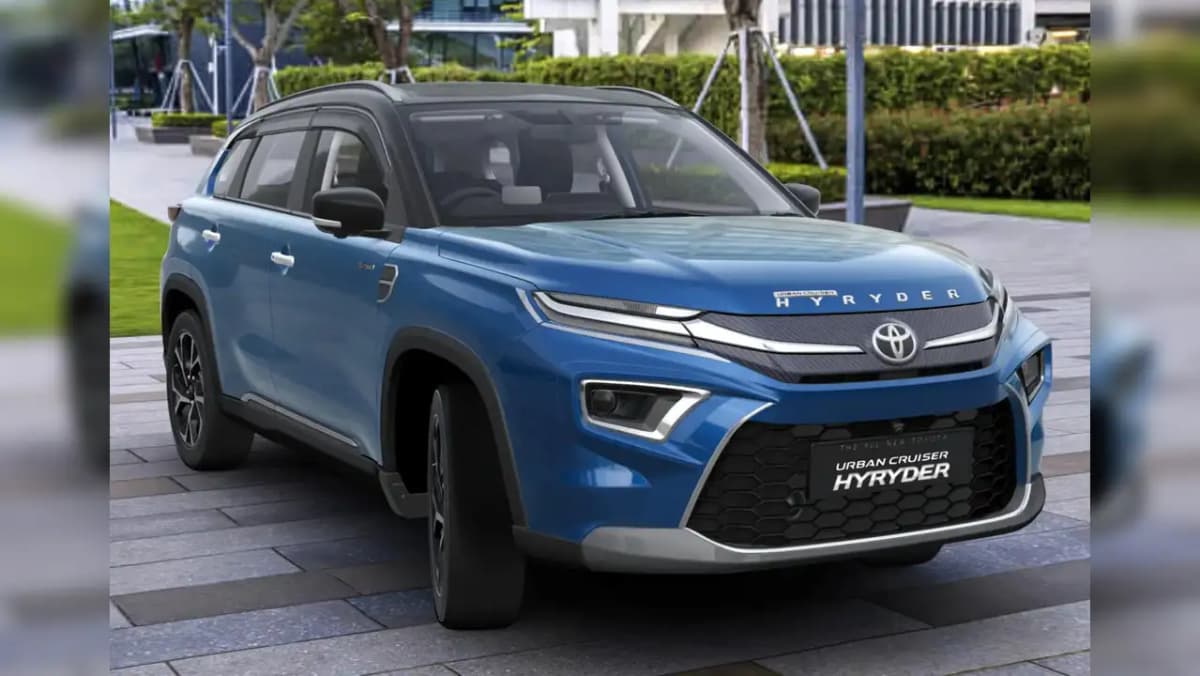 Kia Sonet or Toyota Hyryder? Best Automatic SUVs Under ₹17 Lakh With Ventilated Seats