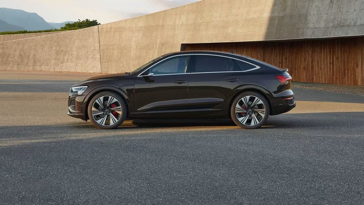 Q8 Sportback e-tron