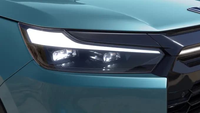 LED Projector Headlamps with Integrated LED DRLs