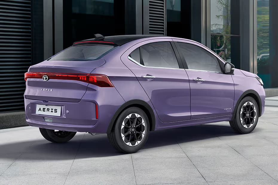 Tata Aeris Rear Right Three Quarter View