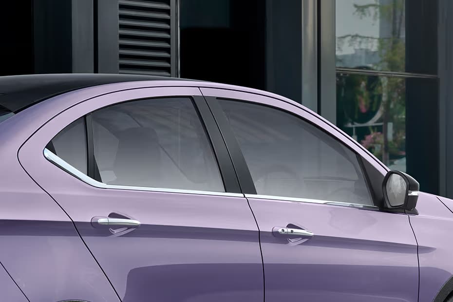Tata Aeris Window Line