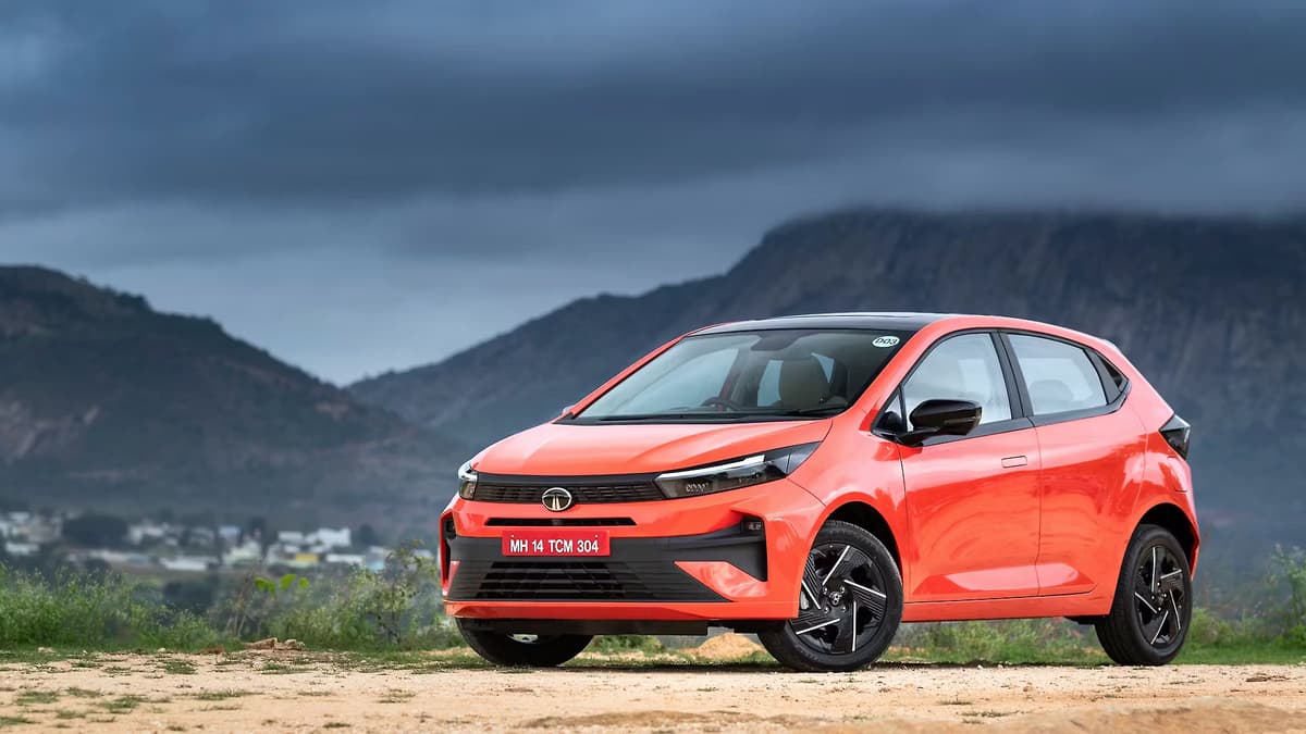 Tata Altroz: How This Premium Hatchback Won 3.5 Lakh Hearts