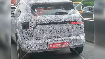 2026 Renault Duster Spied in India With Triple-Screen Dashboard – Segment-First Feature?