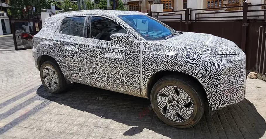Tata Harrier Petrol Variant Spotted on Test Run Before Launch