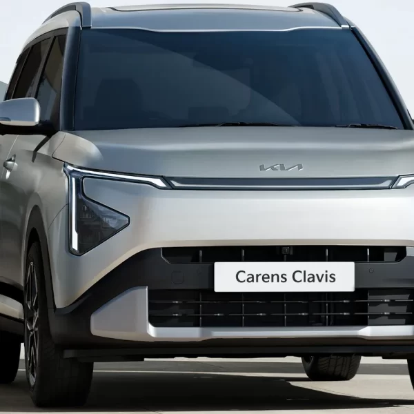 Kia_Carens_Clavis